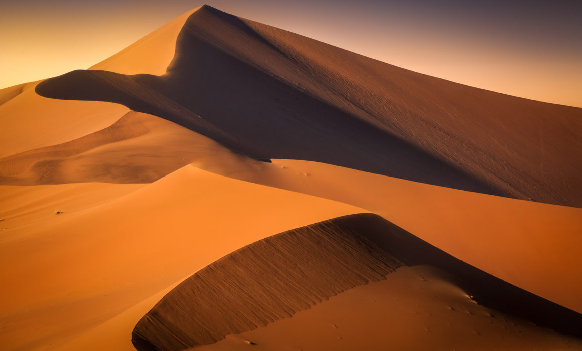 Luis Solano Pochet ToTheWonder Workshops Photography Landscape Wildlife Africa Namibia Namib Desert Sossusvlei Deavlei Milky Way Spitzkoppe Kolmanskop Workshop